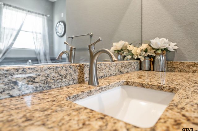 20203 FM 1804, Lindale, TX 75771