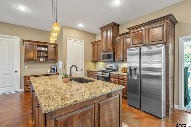 20203 FM 1804, Lindale, TX 75771