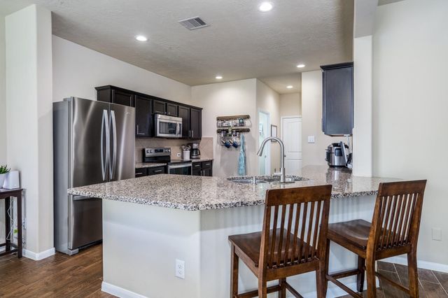 8218 E Pine Creek Bend, Cypress, TX 77433