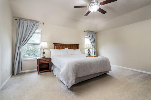 8218 E Pine Creek Bend, Cypress, TX 77433