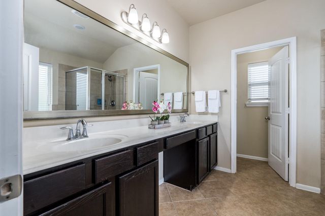 8218 E Pine Creek Bend, Cypress, TX 77433