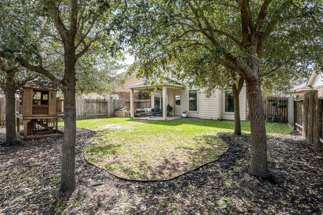 8218 E Pine Creek Bend, Cypress, TX 77433