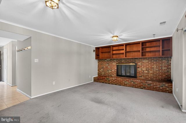 6118 ROXBURY AVE, Springfield, VA 22152