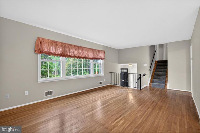 6118 ROXBURY AVE, Springfield, VA 22152
