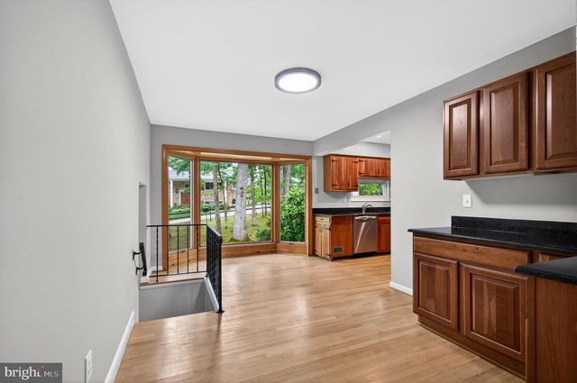 6118 ROXBURY AVE, Springfield, VA 22152