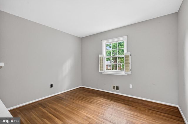 6118 ROXBURY AVE, Springfield, VA 22152