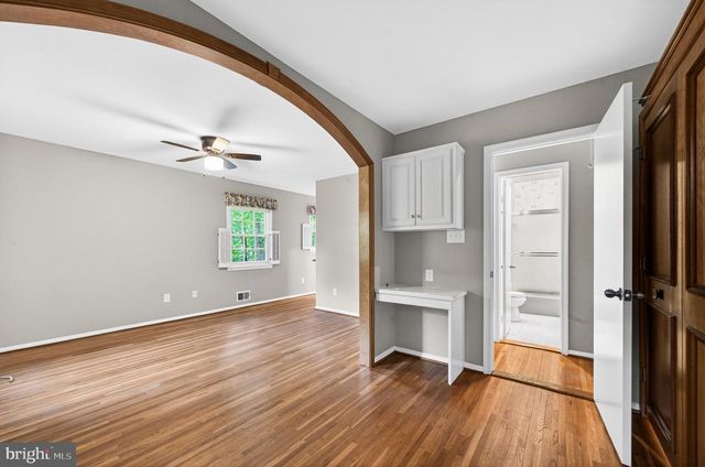 6118 ROXBURY AVE, Springfield, VA 22152