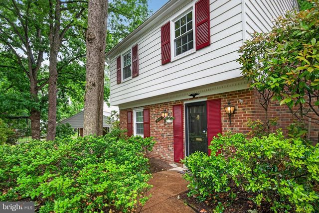 6118 ROXBURY AVE, Springfield, VA 22152