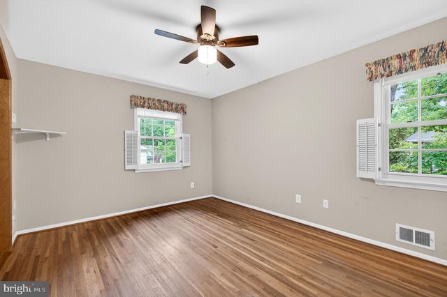 6118 ROXBURY AVE, Springfield, VA 22152