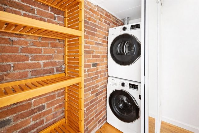 11 Albemarle St 3, Boston, MA 02115