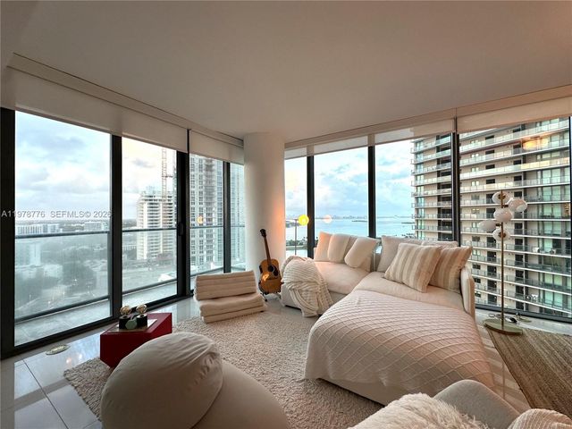 650 NE 32nd St 2108, Miami, FL 33137