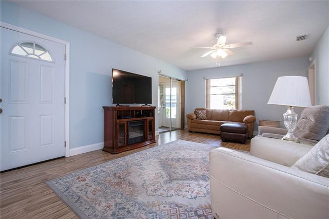 2017 HULLHOUSE DRIVE 351, Sun City Center, FL 33573