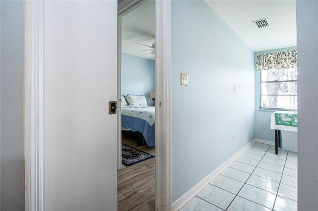 2017 HULLHOUSE DRIVE 351, Sun City Center, FL 33573