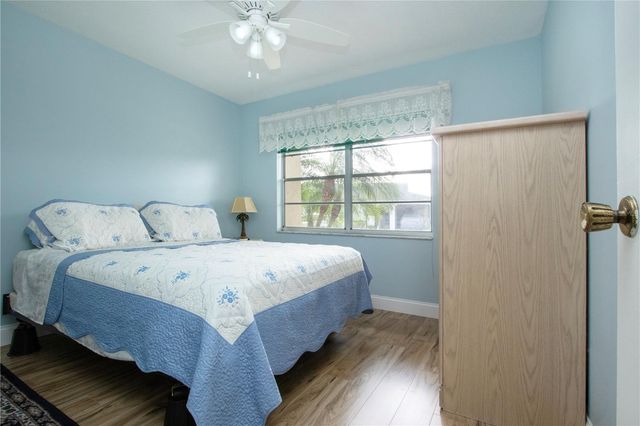 2017 HULLHOUSE DRIVE 351, Sun City Center, FL 33573