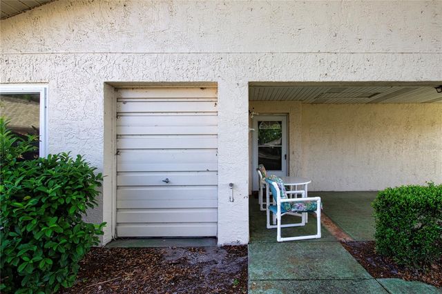 2017 HULLHOUSE DRIVE 351, Sun City Center, FL 33573