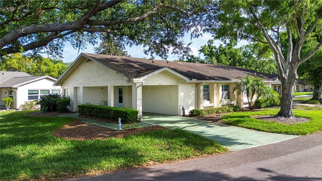 2017 HULLHOUSE DRIVE 351, Sun City Center, FL 33573