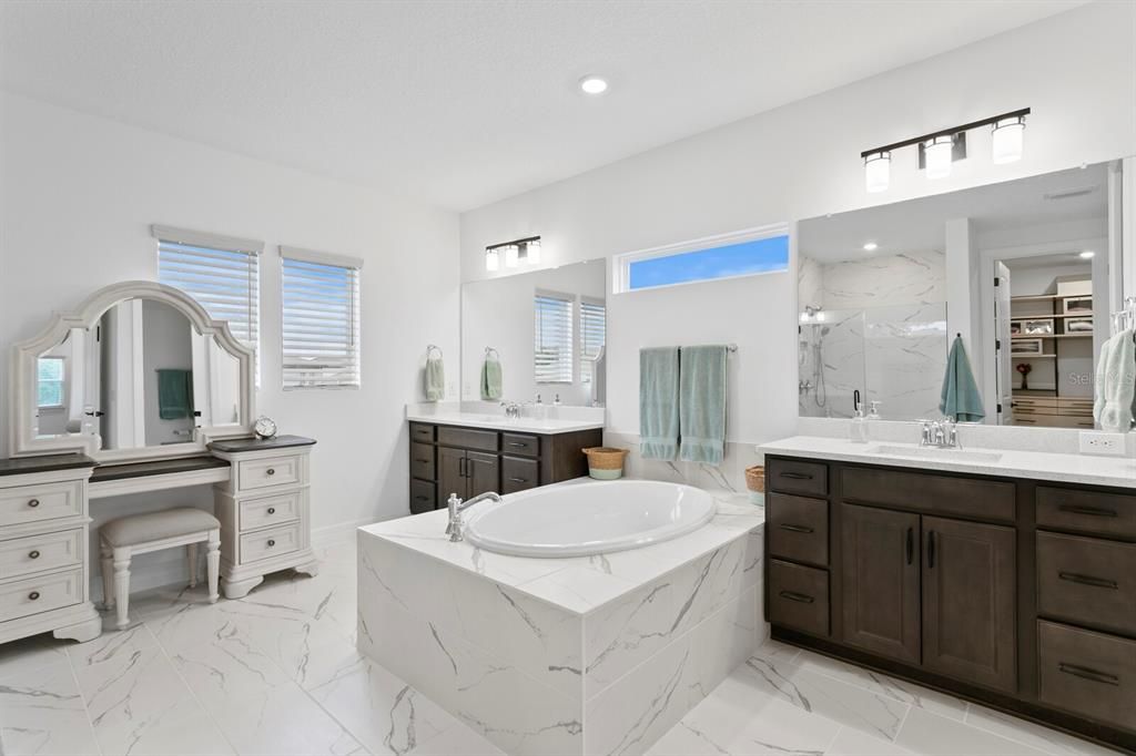 Image 33 of property listing at 3559 MAPLE BAY LANE, Land O Lakes, FL 34638