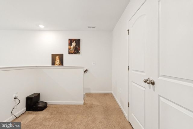 17063 ROLLINS RD, Bowling Green, VA 22427