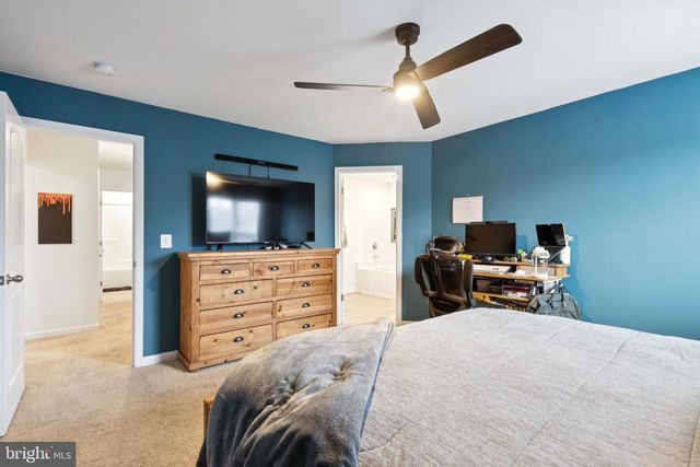 17063 ROLLINS RD, Bowling Green, VA 22427