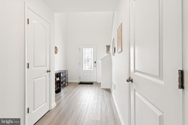 17063 ROLLINS RD, Bowling Green, VA 22427