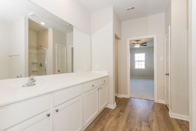 409 Sunny Highlands Drive, Katy, TX 77493