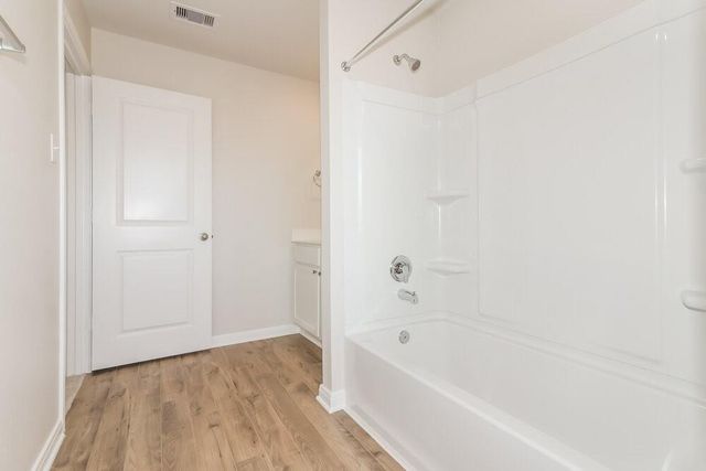 409 Sunny Highlands Drive, Katy, TX 77493