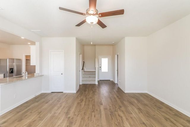 409 Sunny Highlands Drive, Katy, TX 77493