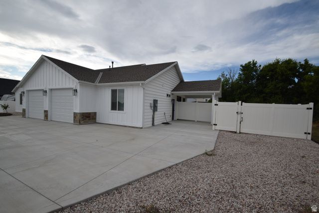 118 W 1100 N, Harrisville, UT 84404