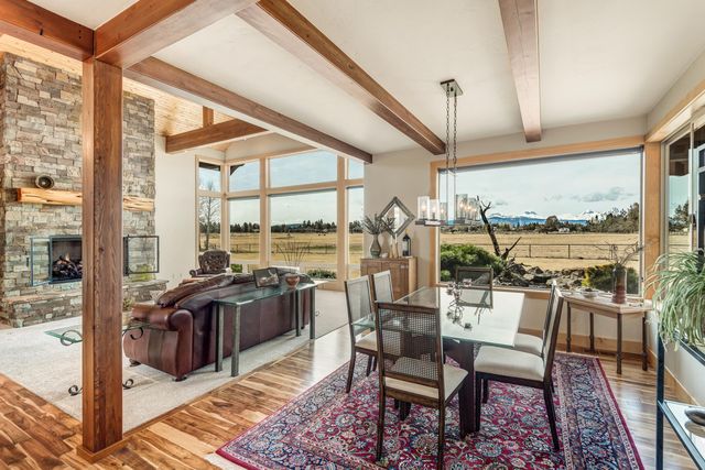 64146 Pioneer Loop, Bend, OR 97701