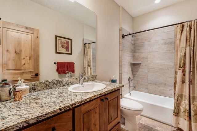 64146 Pioneer Loop, Bend, OR 97701