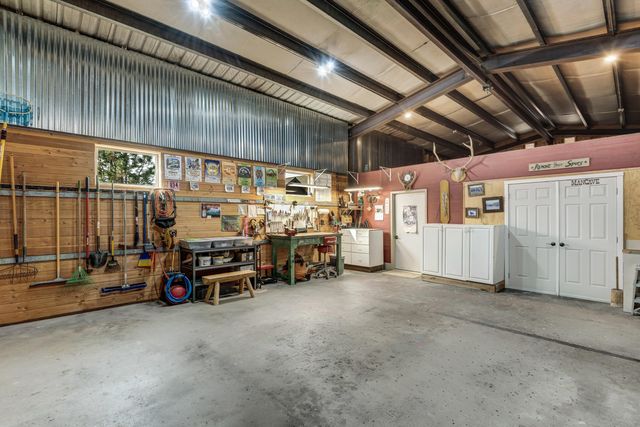 64146 Pioneer Loop, Bend, OR 97701