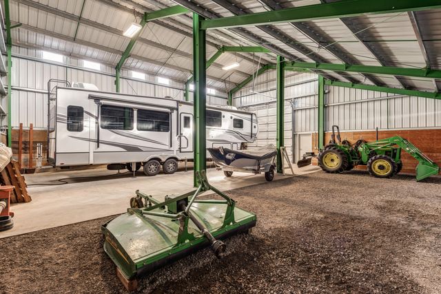 64146 Pioneer Loop, Bend, OR 97701