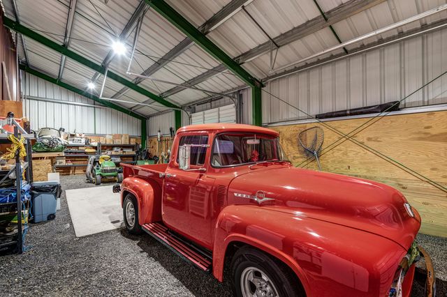 64146 Pioneer Loop, Bend, OR 97701