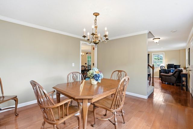 10 Amy Ln, Plymouth, MA 02360