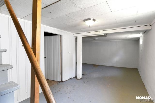 8135 Bloom Drive, St Louis, MO 63114