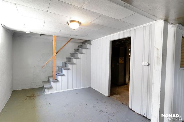 8135 Bloom Drive, St Louis, MO 63114