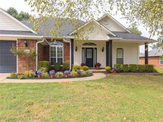 665 Forrest Park, Greenwood, AR 72936