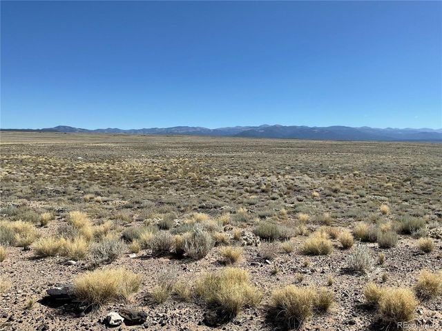 10 12th St., Blanca, CO 81123