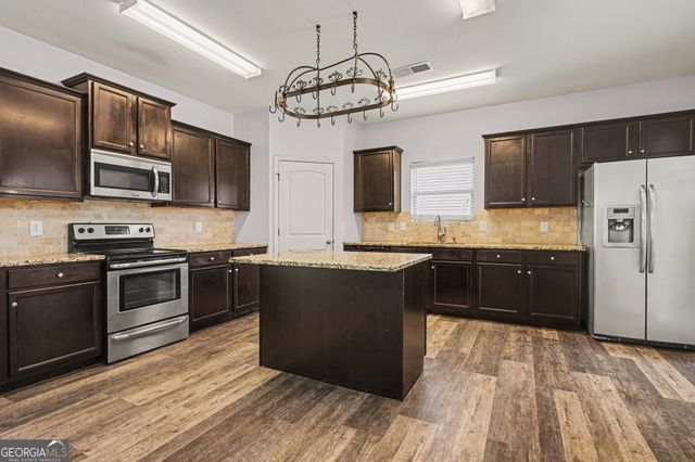 444 Westridge Circle, Dallas, GA 30132