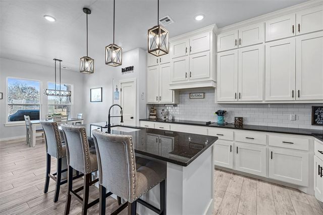 2001 Sky Trail Circle, Blanchard, OK 73010