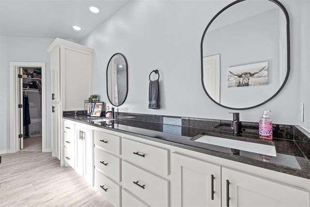 2001 Sky Trail Circle, Blanchard, OK 73010