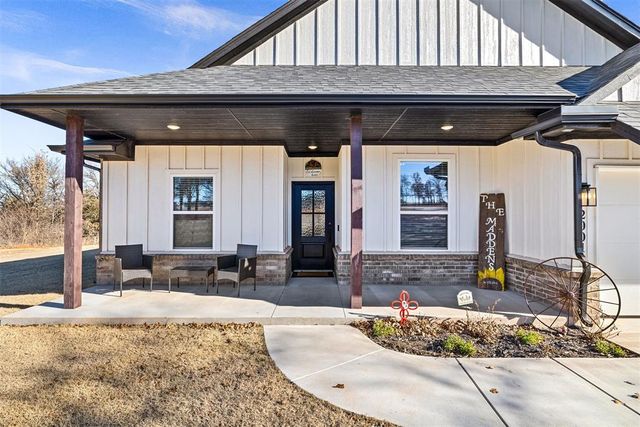 2001 Sky Trail Circle, Blanchard, OK 73010