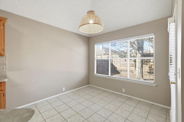 739 Thousand Oaks Drive, Lake Dallas, TX 75065