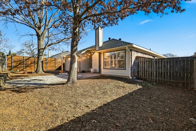 739 Thousand Oaks Drive, Lake Dallas, TX 75065