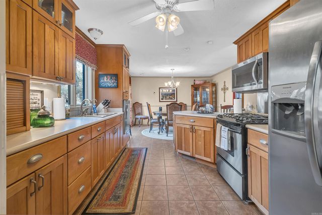 9 W Winthrop Road, Morrilton, AR 72110