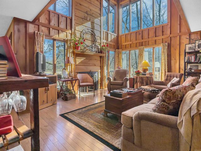 9 W Winthrop Road, Morrilton, AR 72110