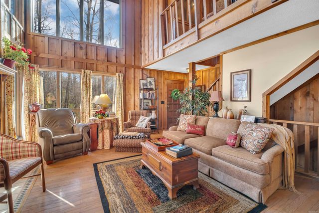 9 W Winthrop Road, Morrilton, AR 72110