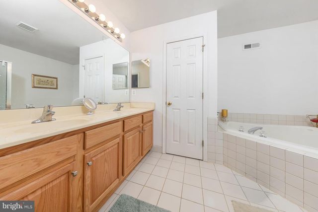 44 WIMBLEDON WAY, Marlton, NJ 08053