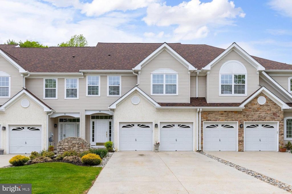 44 WIMBLEDON WAY, Marlton, NJ 08053