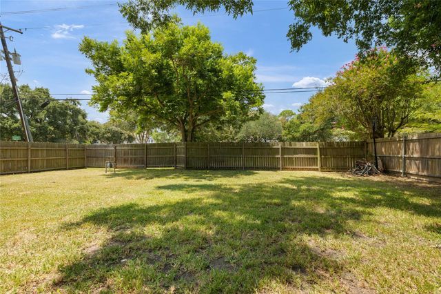 1103 Pecan Circle, Seabrook, TX 77586